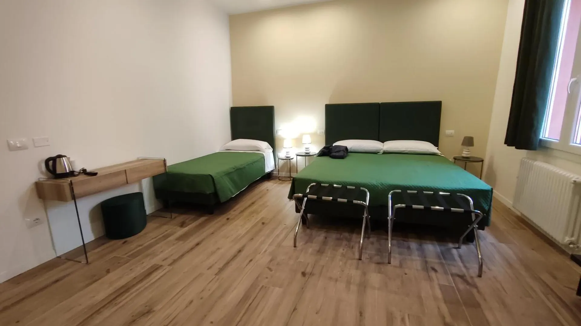 Bed & Breakfast Residenza Maggiore 10 - Affittacamere - Guest House Boloňa