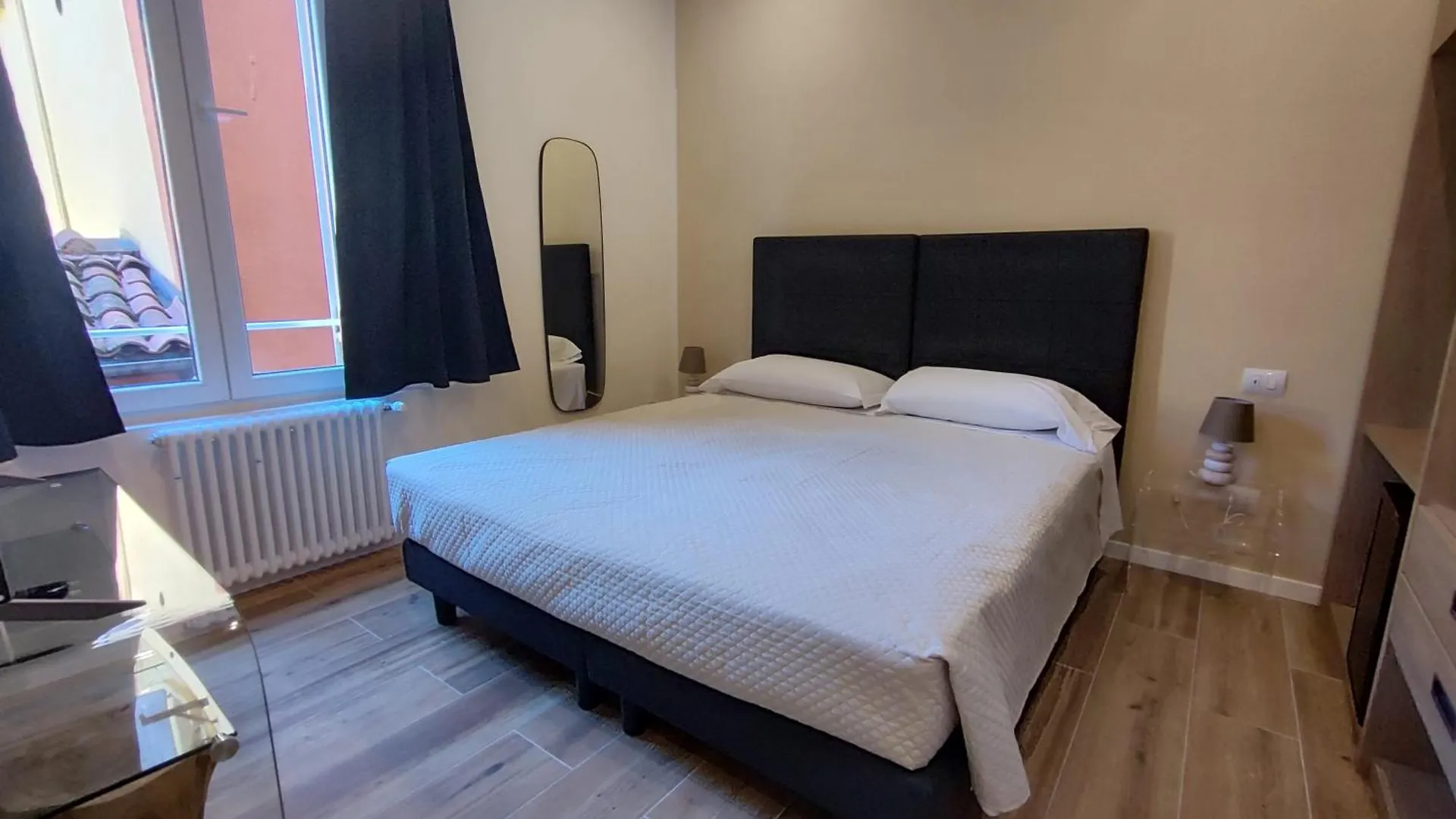Bed & Breakfast Residenza Maggiore 10 - Affittacamere - Guest House Boloňa