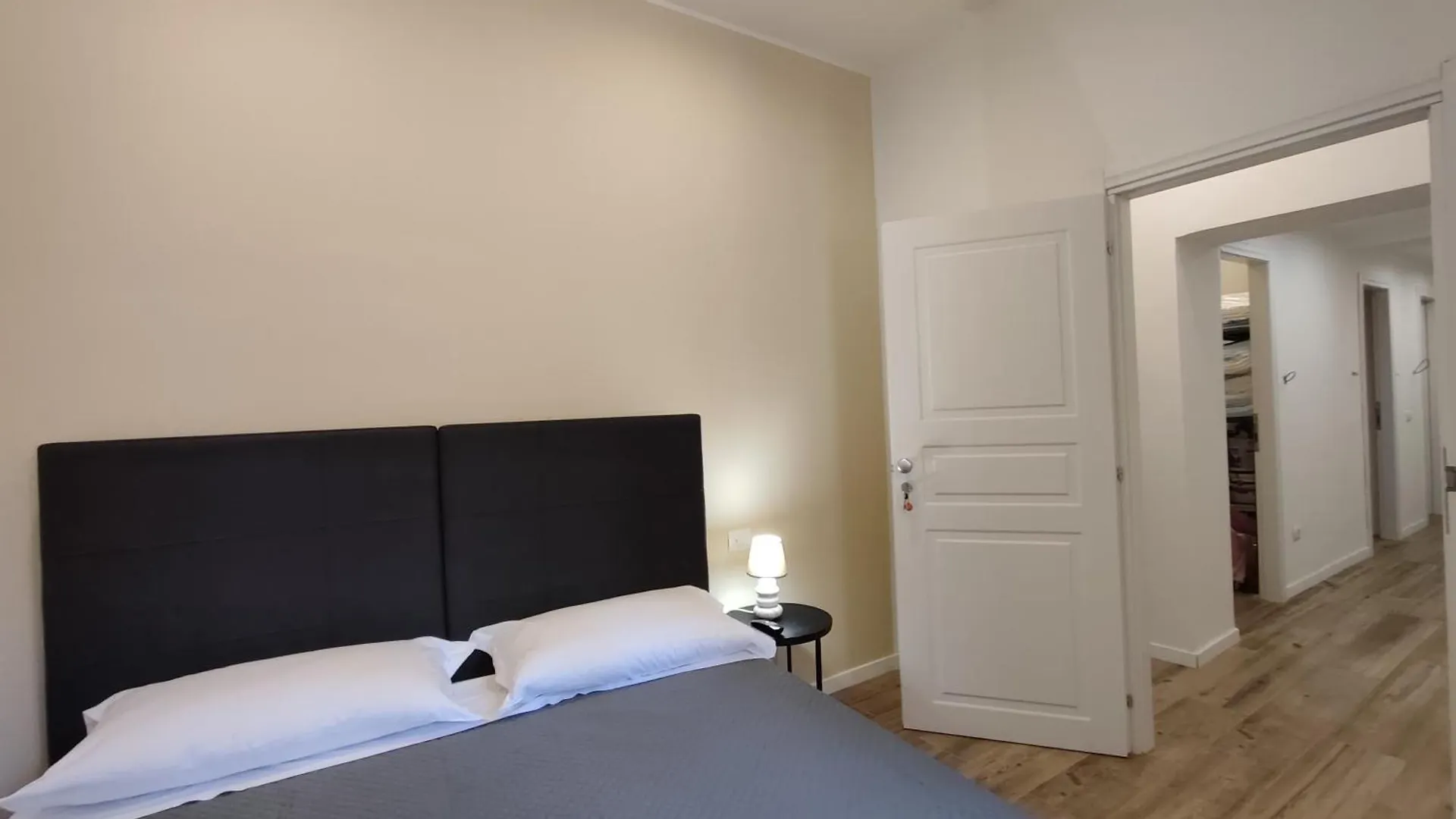Alojamento de Acomodação e Pequeno-almoço Residenza Maggiore 10 - Affittacamere - Guest House Bolonha Itália