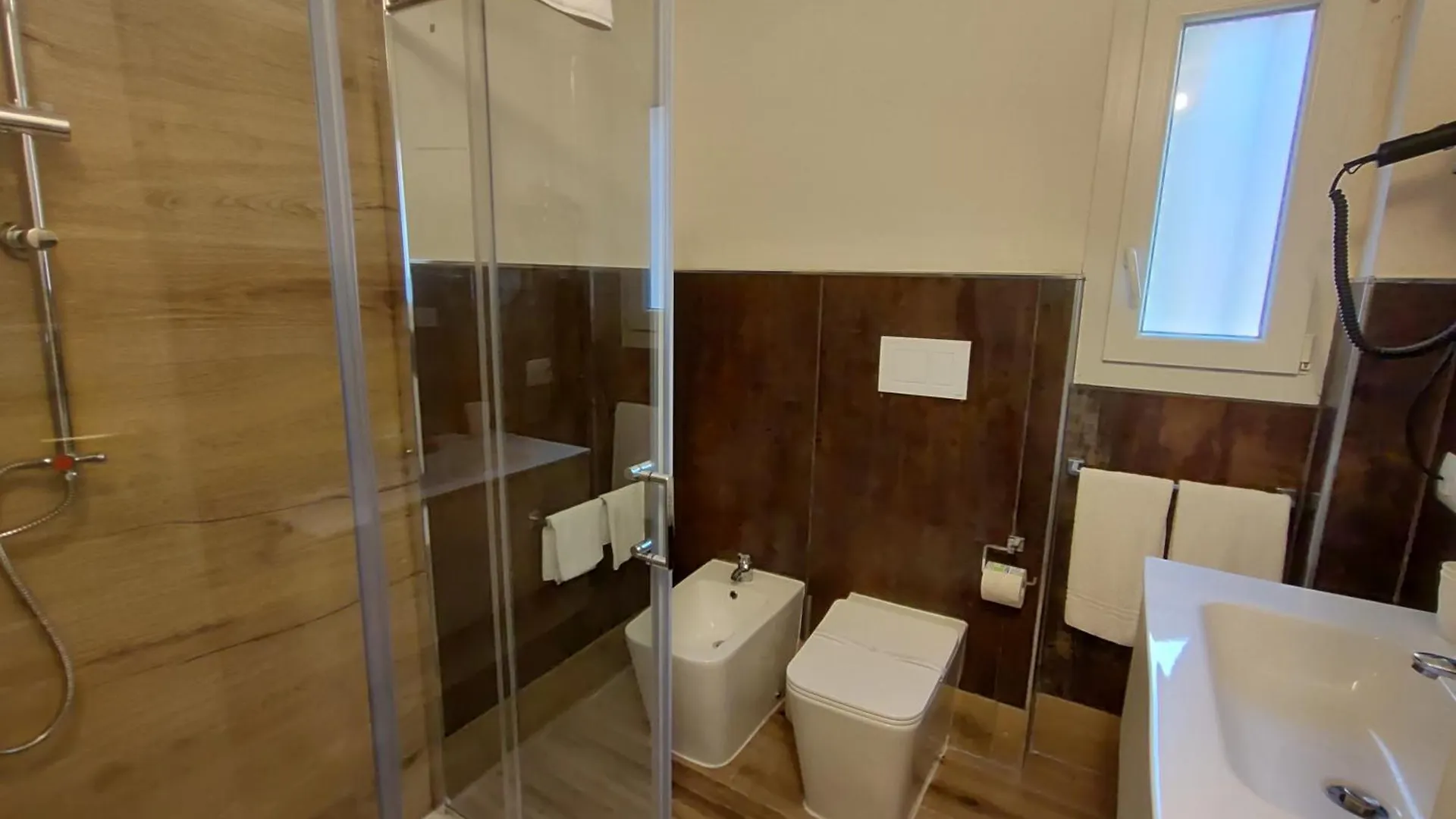 Residenza Maggiore 10 - Affittacamere - Guest House Bolonha
