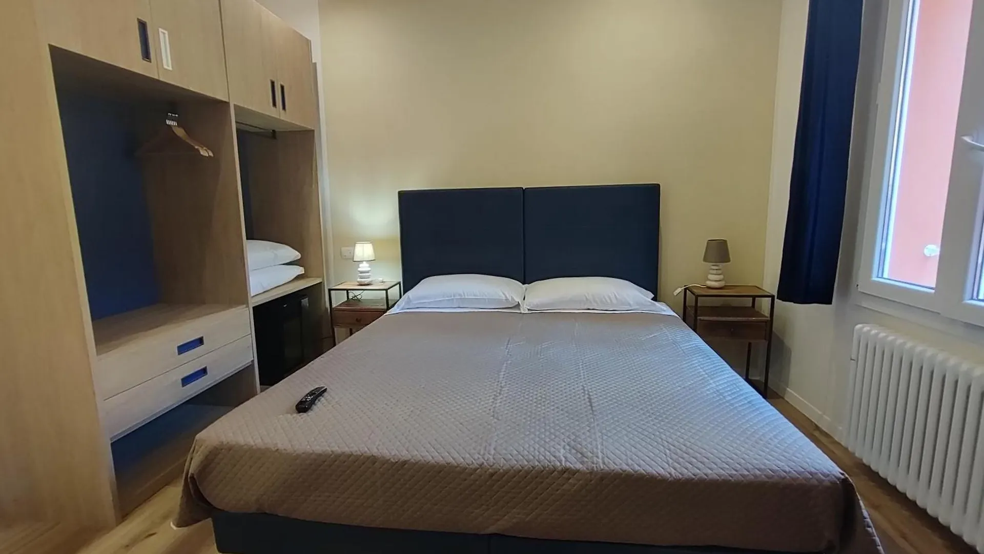 Alojamento de Acomodação e Pequeno-almoço Residenza Maggiore 10 - Affittacamere - Guest House Bolonha