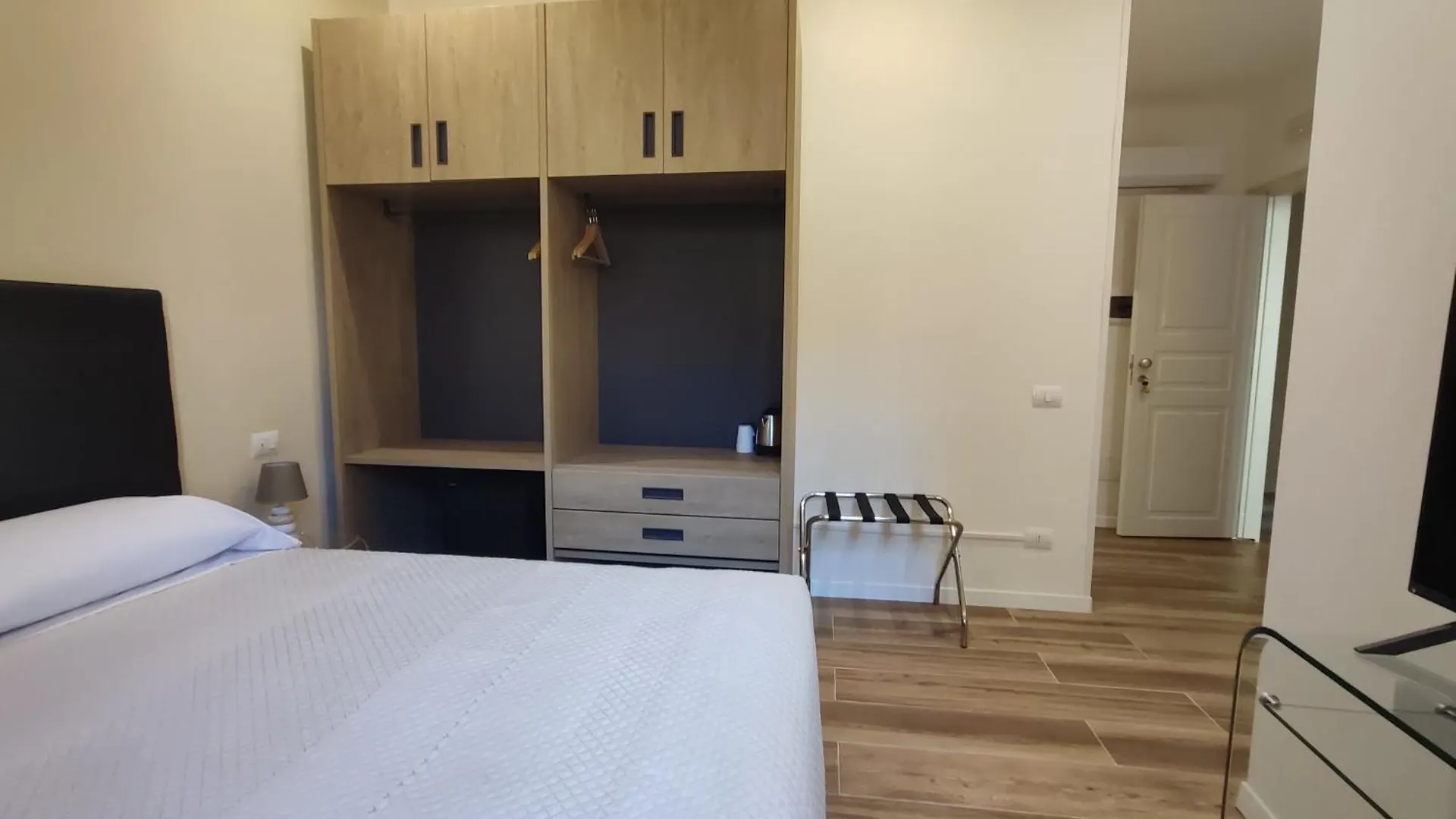 Residenza Maggiore 10 - Affittacamere - Guest House Bolonha Alojamento de Acomodação e Pequeno-almoço