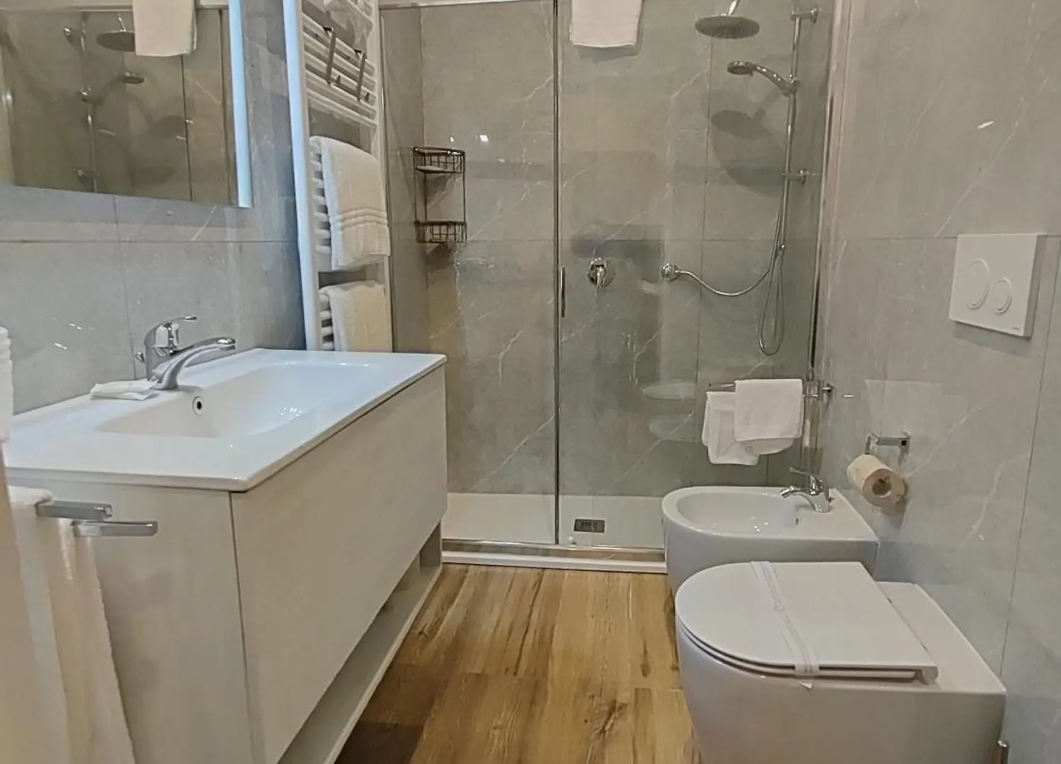 Residenza Maggiore 10 - Affittacamere - Guest House 볼로냐 0*,  이탈리아