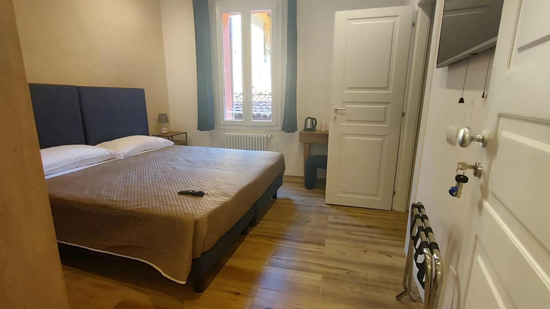 Residenza Maggiore 10 - Affittacamere - Guest House 볼로냐